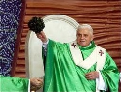 Pope Benedict Green Pope2